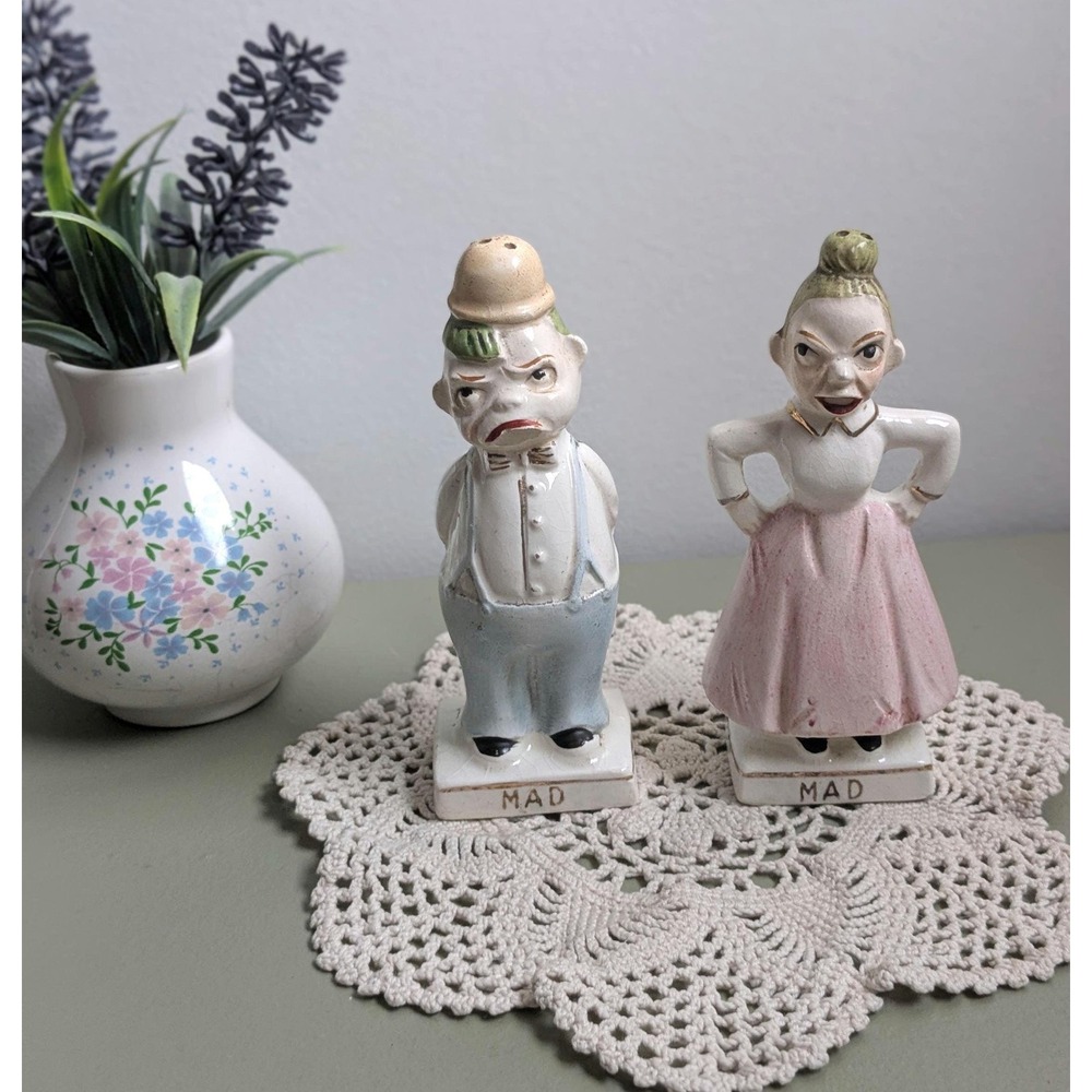 Vintage Happy Mad Couple Salt & Pepper Shakers Made in Japan Anthropomorphic